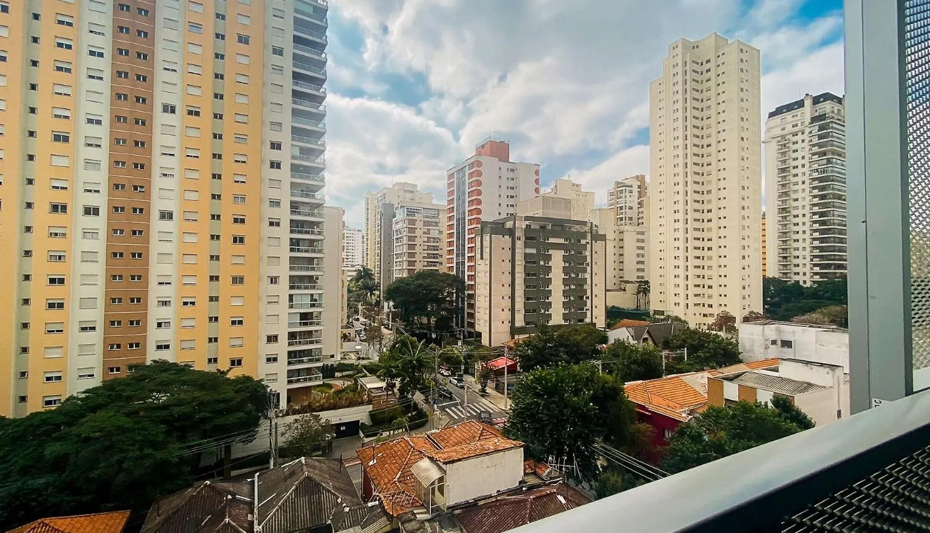 Select Pinheiros-Pinheiros Px Ao Hosp Das Clinicas Sao Paulo